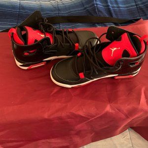 Jordan Flight Club '91 - Boys size 6Y